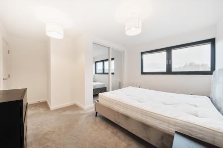 2 bedroom Penthouse to let in Hampton Place, Ashford, TN23
