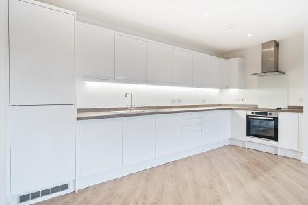 2 bedroom Penthouse to let in Hampton Place, Ashford, TN23