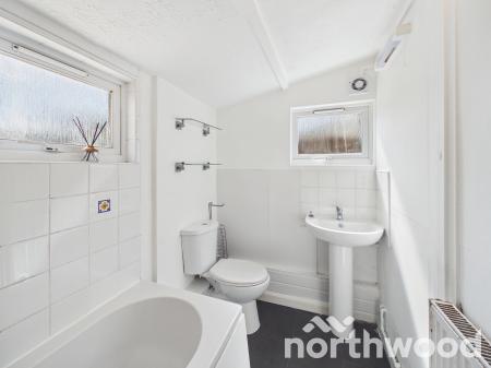3 bedroom Terraced House for sale in Sussex Avenue, Town Centre, Ashford, TN24