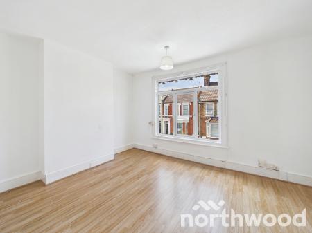 3 bedroom Terraced House for sale in Sussex Avenue, Town Centre, Ashford, TN24