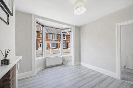 3 bedroom Terraced House for sale in Sussex Avenue, Town Centre, Ashford, TN24
