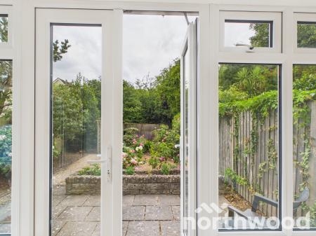 1 bedroom Flat to let in Western Avenue, Ashford, Ashford, TN23
