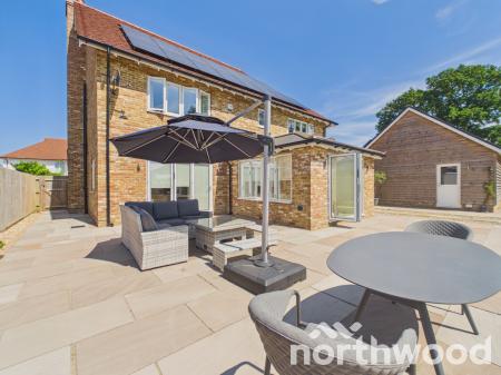 4 bedroom Detached house for sale in Carris House, Laurel Court, Chilmington Green, TN23