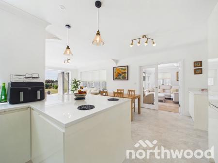 4 bedroom Detached house for sale in Carris House, Laurel Court, Chilmington Green, TN23