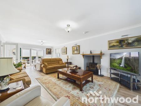 4 bedroom Detached house for sale in Carris House, Laurel Court, Chilmington Green, TN23