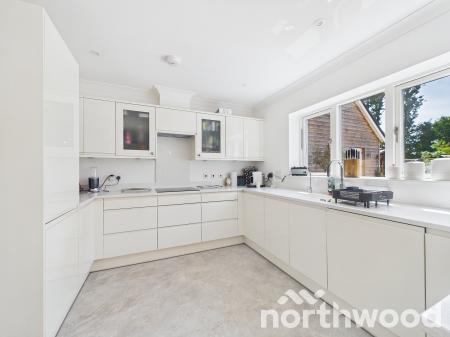4 bedroom Detached house for sale in Carris House, Laurel Court, Chilmington Green, TN23