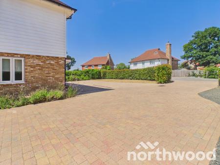 4 bedroom Detached house for sale in Carris House, Laurel Court, Chilmington Green, TN23