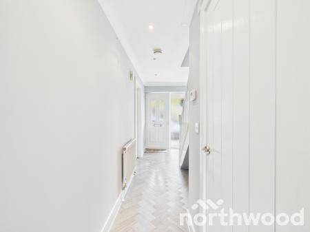 3 bedroom Semi-detached house to let in Chichester Close, Ashford, Ashford, TN23