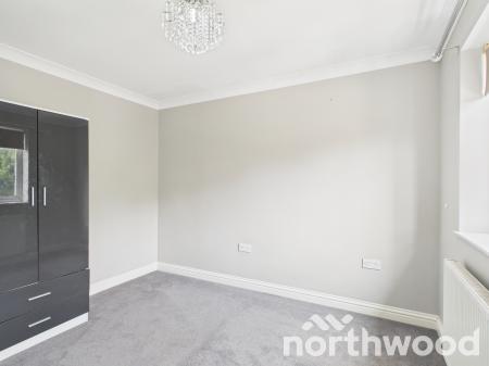 3 bedroom Semi-detached house to let in Chichester Close, Ashford, Ashford, TN23