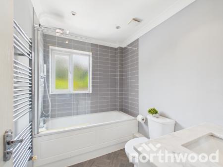 3 bedroom Semi-detached house to let in Chichester Close, Ashford, Ashford, TN23