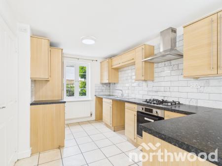 3 bedroom Town house to let in Swaffer Way, Singleton, Ashford, TN23