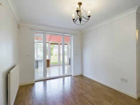 4 bedroom Detached house to let in James Allchin Gardens, Kennington, Ashford, TN24
