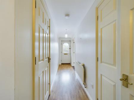 4 bedroom Detached house to let in James Allchin Gardens, Kennington, Ashford, TN24