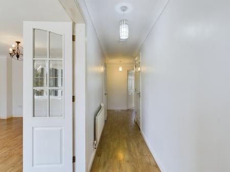4 bedroom Detached house to let in James Allchin Gardens, Kennington, Ashford, TN24
