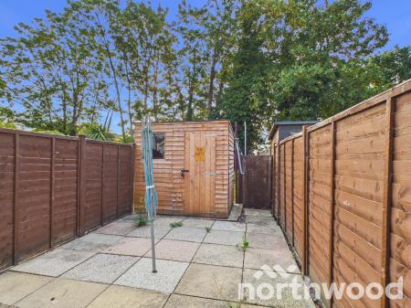 1 bedroom Terraced House to let in Kingsnorth Road, Ashford, Ashford, TN23