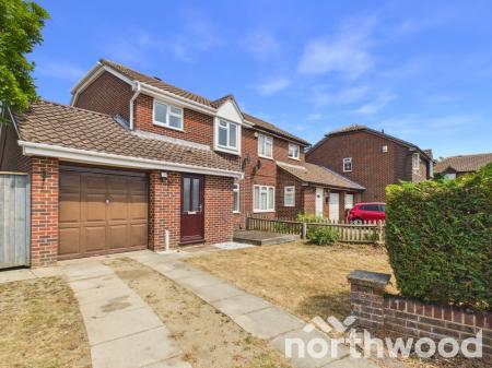 1 bedroom Semi-detached house to let in Essella Park, Ashford, Ashford, TN24