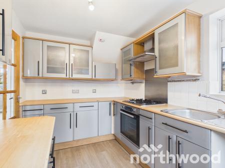 1 bedroom Semi-detached house to let in Essella Park, Ashford, Ashford, TN24