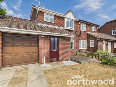 1 bedroom Semi-detached house to let in Essella Park, Ashford, Ashford, TN24
