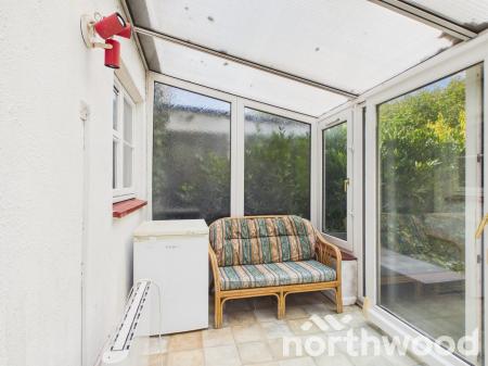 1 bedroom Flat to let in Lakemead, Singleton, Ashford, TN23