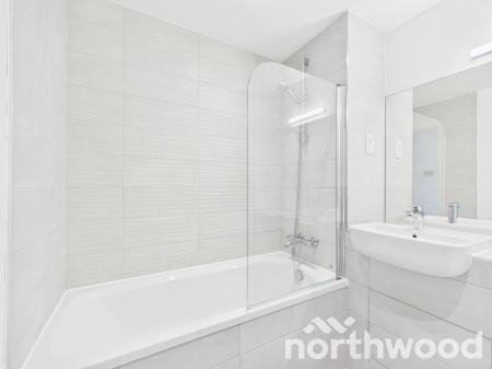 1 bedroom Flat to let in Hampton Place, Ashford, TN23