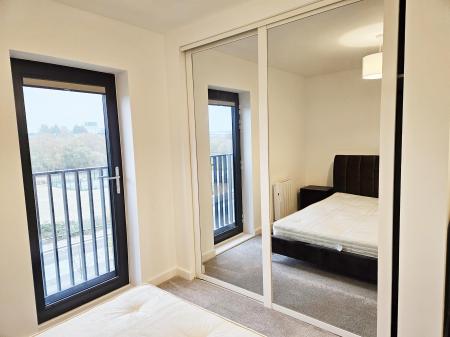 2 bedroom Flat to let in Hampton Place, Ashford, Ashford, TN23