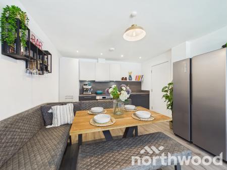 2 bedroom Flat for sale in George Street, Ashford, TN23