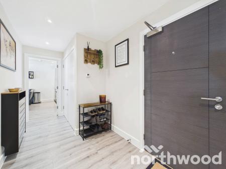 2 bedroom Flat for sale in George Street, Ashford, TN23