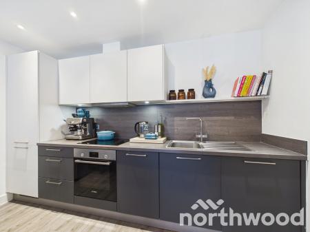 2 bedroom Flat for sale in George Street, Ashford, TN23