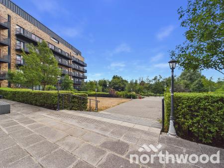 2 bedroom Flat for sale in George Street, Ashford, TN23