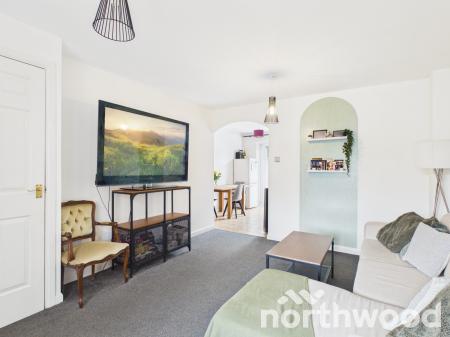 3 bedroom Terraced House to let in Corner Field, Park Farm, Ashford, TN23