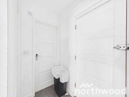 1 bedroom Flat to let in North Street, Town Centre, Ashford, TN24