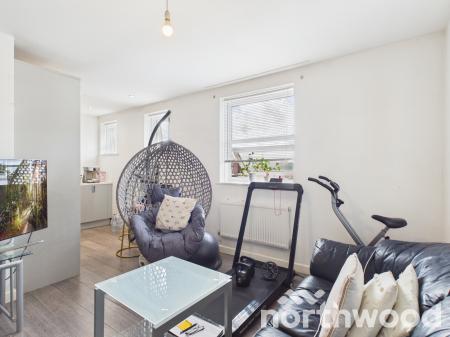 1 bedroom Flat to let in North Street, Town Centre, Ashford, TN24