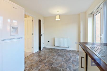 3 bedroom Terraced House to let in Colemans Close, Chartfields, Ashford, TN23