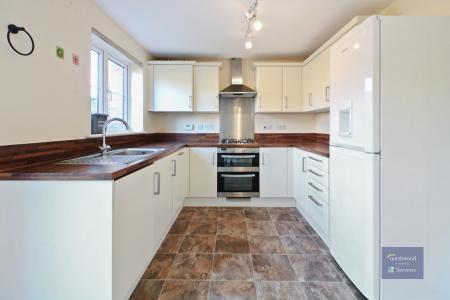3 bedroom Terraced House to let in Colemans Close, Chartfields, Ashford, TN23