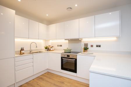 2 bedroom Flat to let in 50 Victoria Road, Ashford, TN23