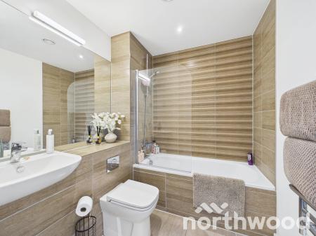 1 bedroom Apartment for sale in Leacon Road, Ashford, TN23