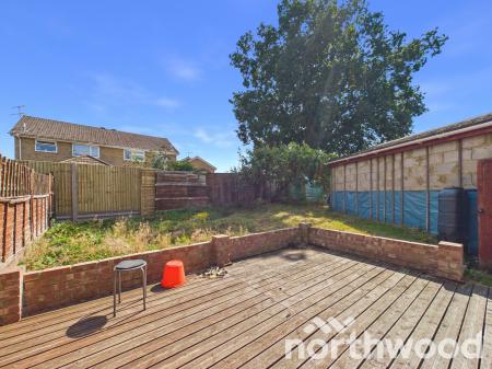 2 bedroom Semi-detached house for sale in Westbourne, Ashford, TN23
