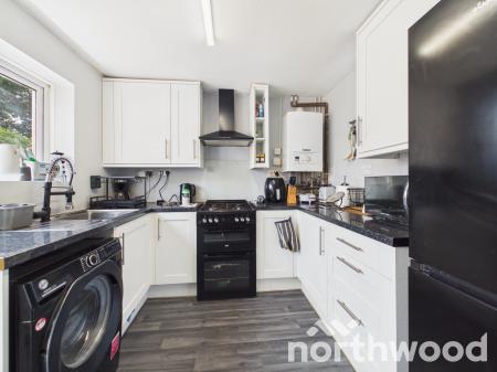 2 bedroom Semi-detached house for sale in Westbourne, Ashford, TN23