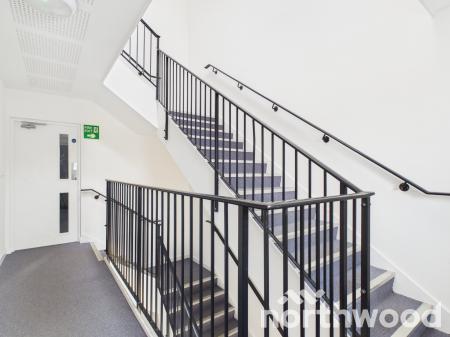 2 bedroom Flat to let in Finn Farm Road, Kingsnorth, Ashford, TN25