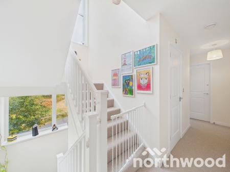 4 bedroom Detached house for sale in Campion Close, Ashford, TN25