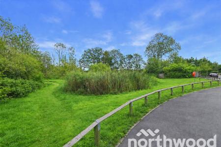 4 bedroom Detached house for sale in Campion Close, Ashford, TN25