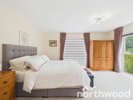 4 bedroom Detached house for sale in Campion Close, Ashford, TN25