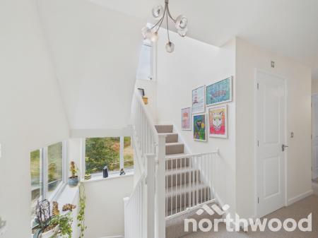 4 bedroom Detached house for sale in Campion Close, Ashford, TN25