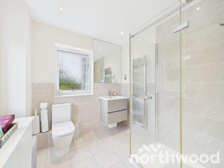 4 bedroom Detached house for sale in Campion Close, Ashford, TN25