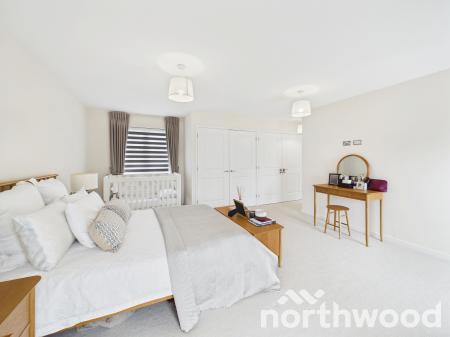4 bedroom Detached house for sale in Campion Close, Ashford, TN25