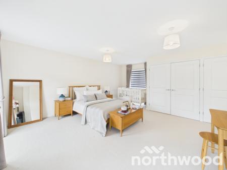 4 bedroom Detached house for sale in Campion Close, Ashford, TN25