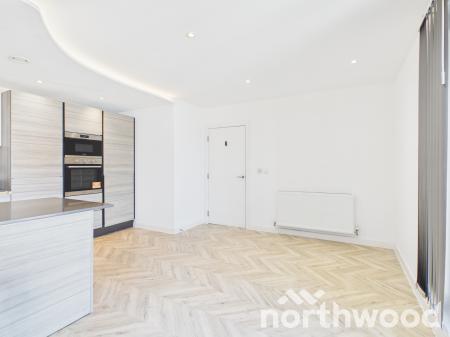 1 bedroom Flat to let in Victoria Crescent, Ashford, TN23