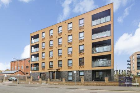 1 bedroom Flat to let in Victoria Crescent, Ashford, TN23