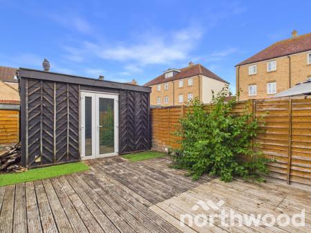 3 bedroom Semi-detached house to let in Beltex Place, Bridgefield, Ashford, TN25