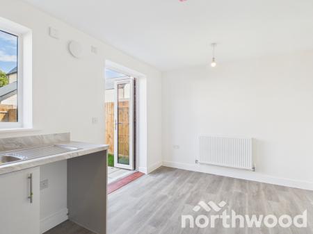 3 bedroom Semi-detached house to let in Coldstream Close, Cheriton, Cheriton, CT20